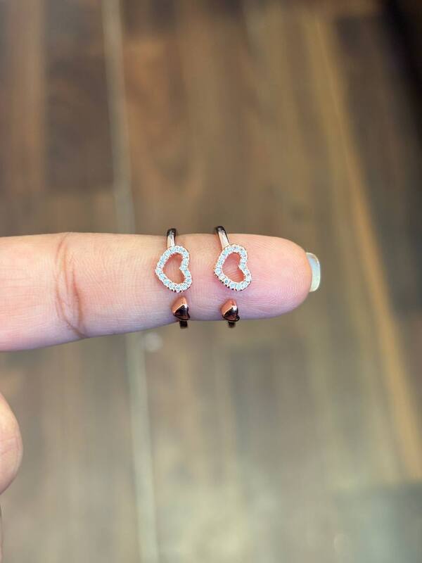 Silver heart toe ring with rosegold finish