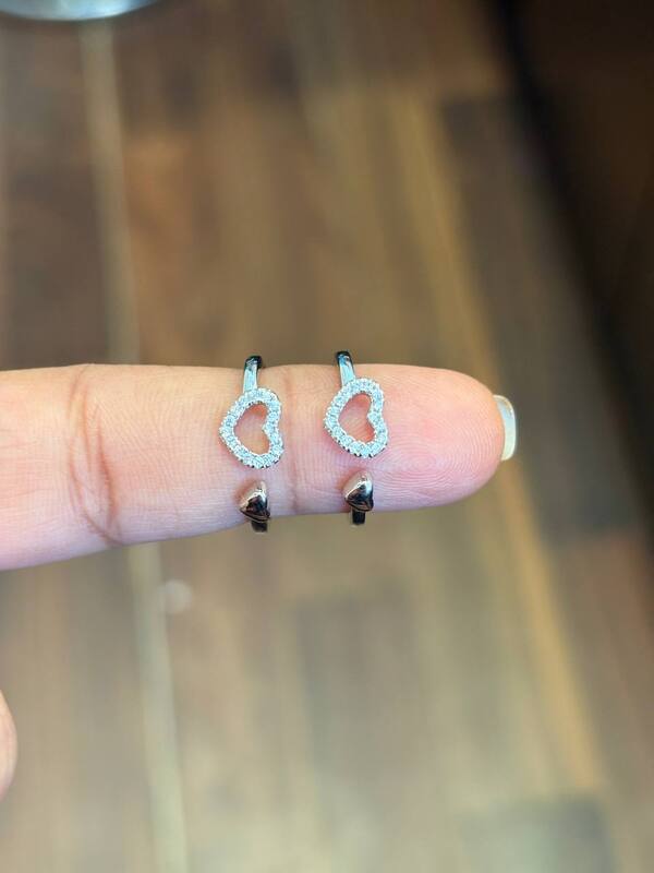 Silver heartt toe ring