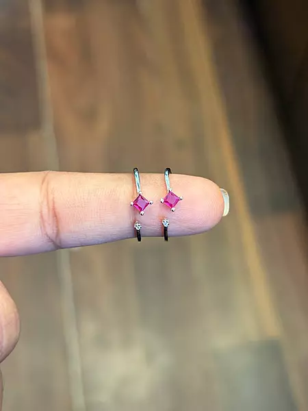 Silver pinky toe ring