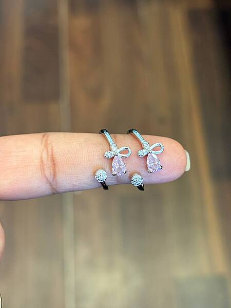 Silver pinky stone toe ring