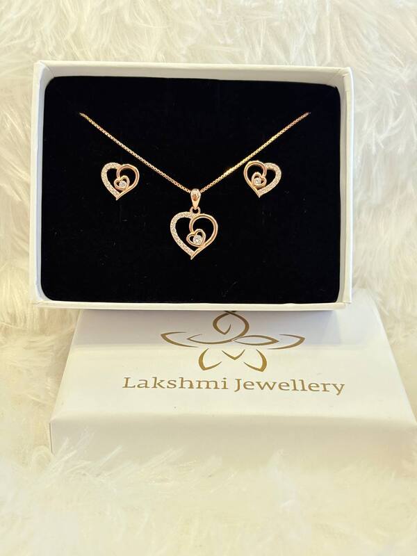 Silver heart chain set with rosegold finish