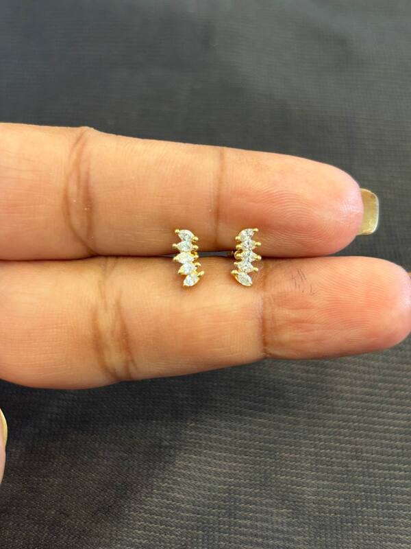 Silver fancyy helix stud with gold finish