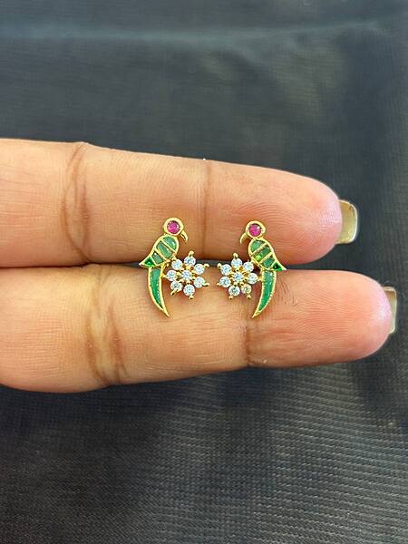 Silver stone parrot with gold finish