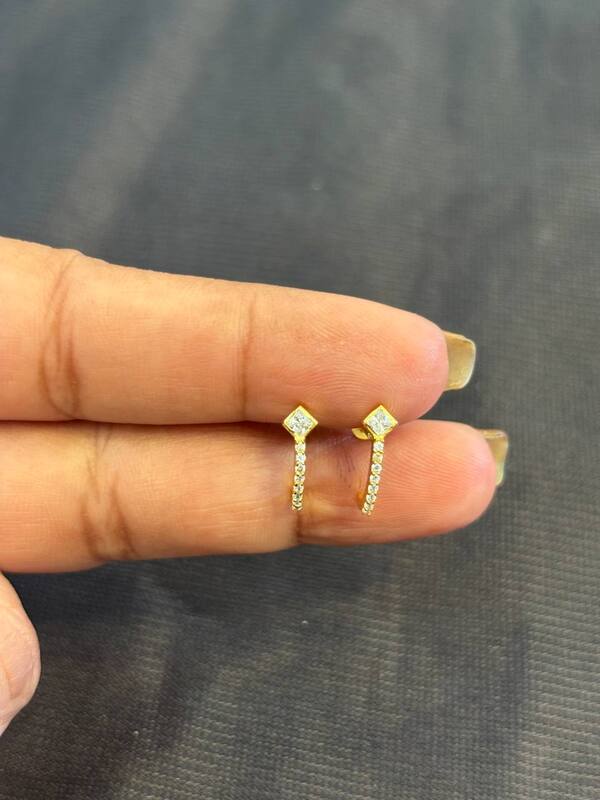 Silver J type stud with gold finish
