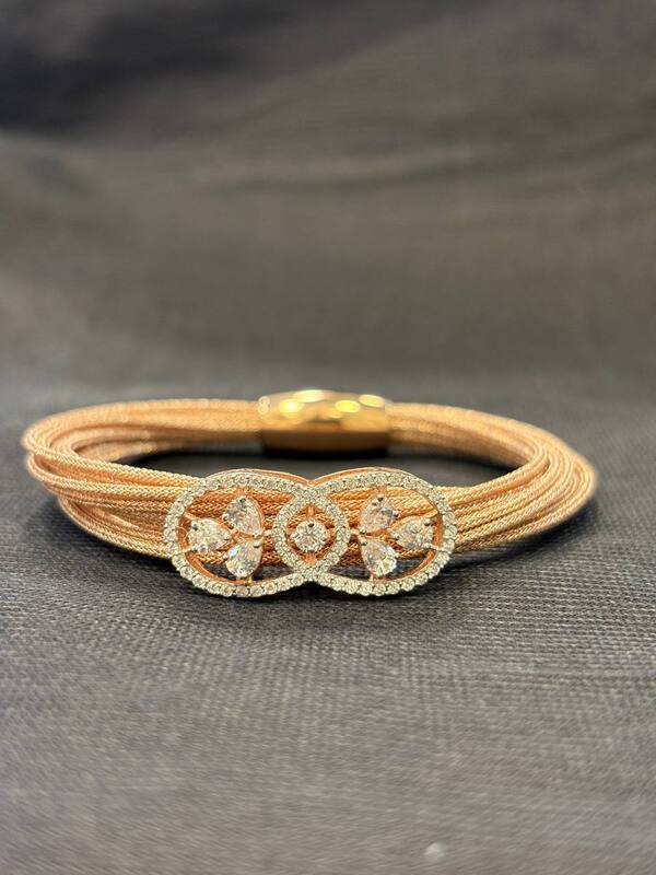 Silver deiva magnetic rope with rosegold finish