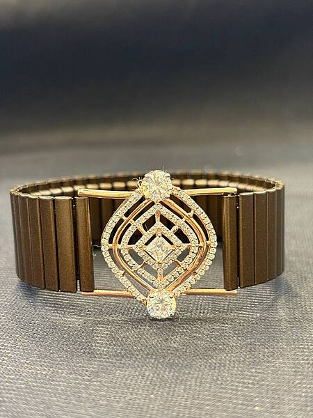 Silver indra wrist band with rosegold finish