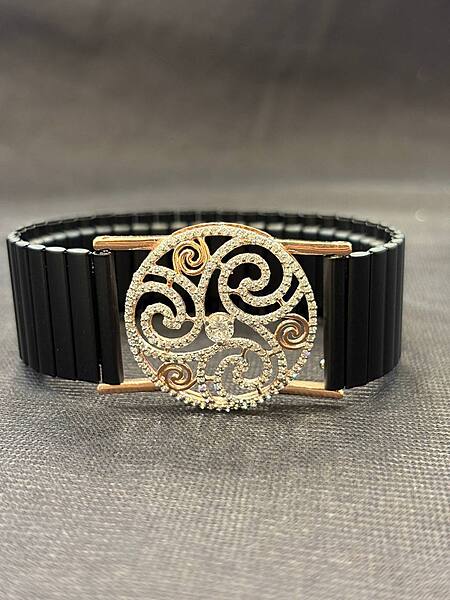 Silver nero wrist band with rosegold finish