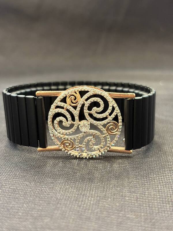 Silver nero wrist band with rosegold finish