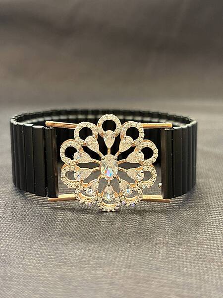 Silver stone chakra wrist band with rosegold finish