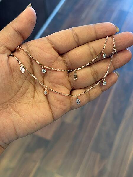 Silver illai white anklet with rosegold finish