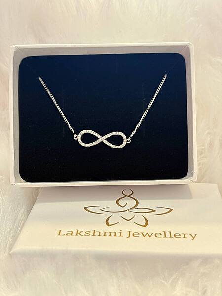 Silver infinity bracelet