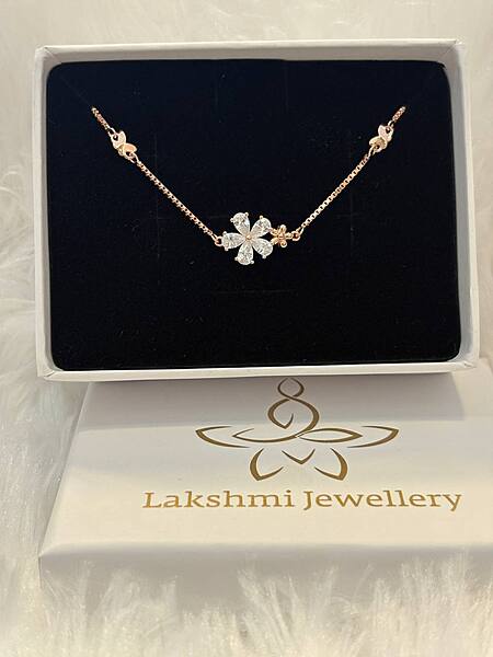 Silver white casting floewr with rosegold finish