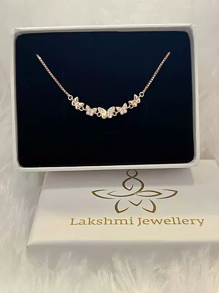 Silver butterflyy bracelet with rosegold finish