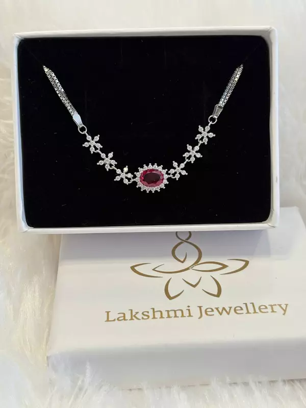 Silver mullai pink
