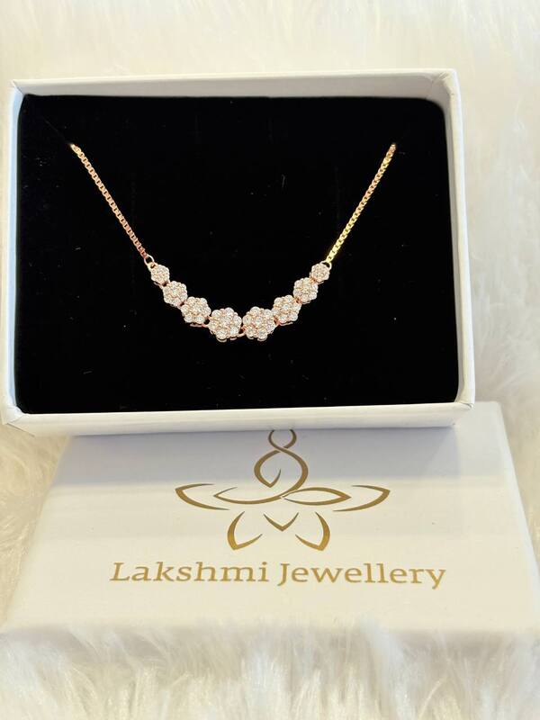 Silver multiflower bracelet with rosegold finish