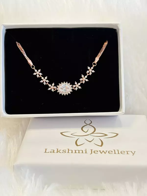 Silver mullai white with rosegold finish