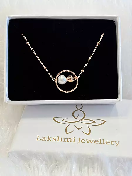 Silver fancy bracelet with rosegold finish