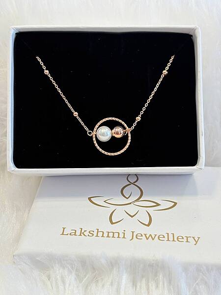 Silver fancy bracelet with rosegold finish