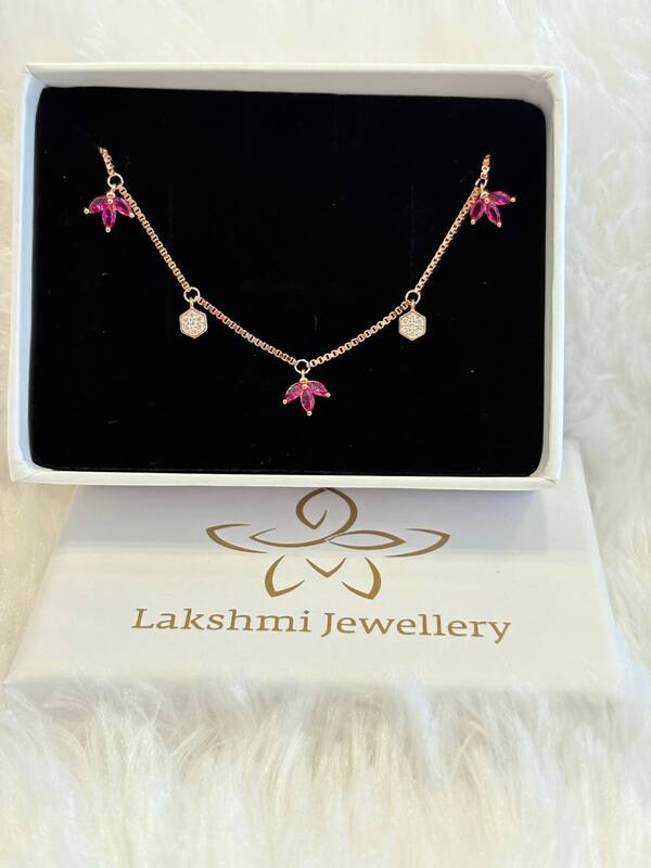 Silver pink floewr charms bracelet with rosegold finish
