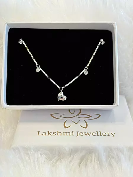 Silver heart bracelet