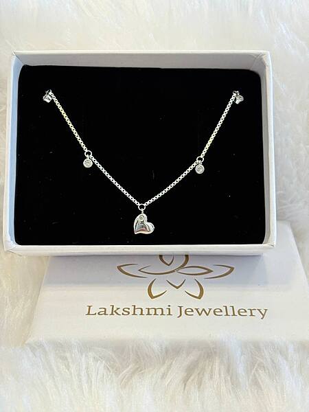 Silver heart bracelet