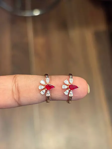 silver vaanila toe ring with rose gold finish