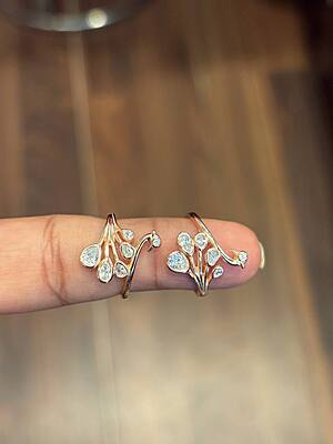 silver mayilaa toe ring with rosegold finish