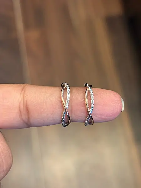 silver neyra dual finish toe ring