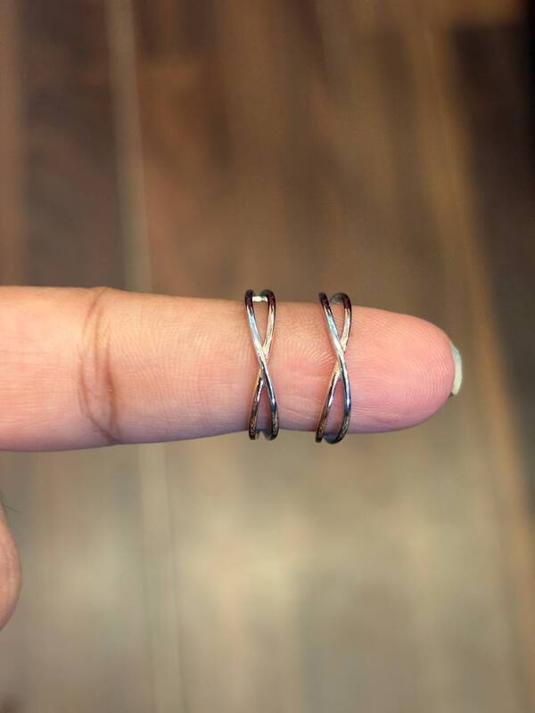 silver olivra dual finish toe ring