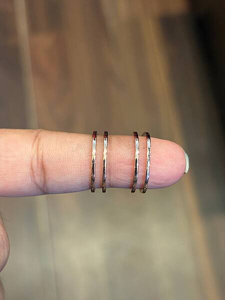 silver yazhini rose finish toe ring
