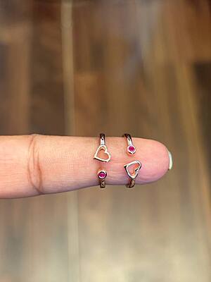 silver hearty stone toe ring