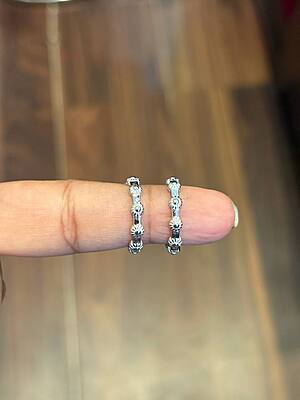 silver mini flower toe ring