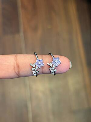 silver flowery leaf toe ring