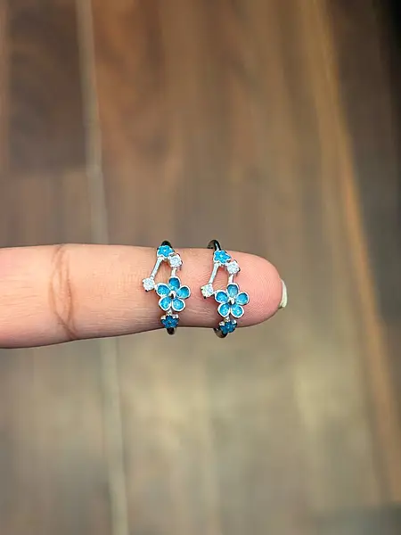 silver bloom toe ring