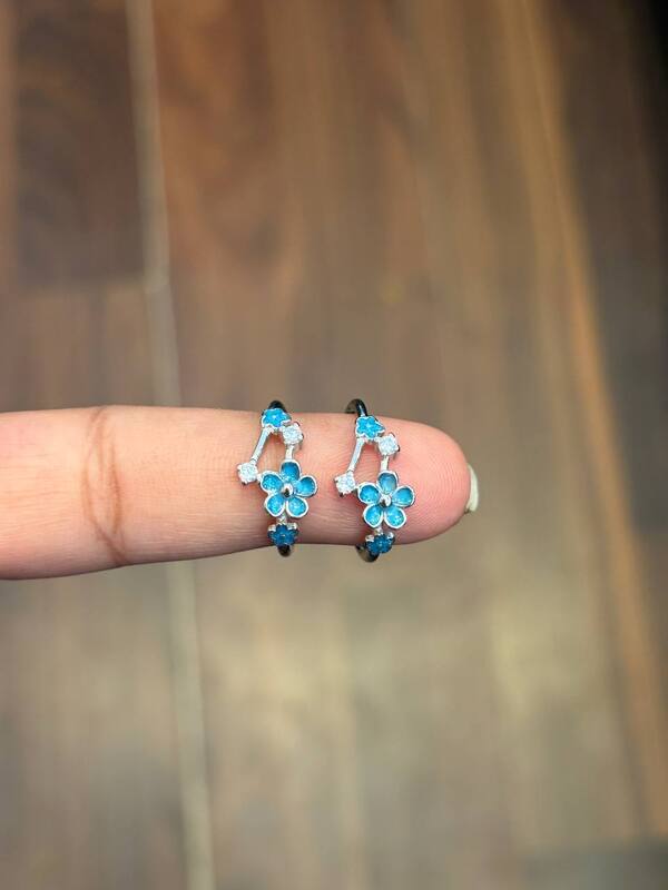 silver bloom toe ring