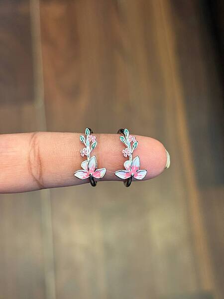 silver petalya toe ring