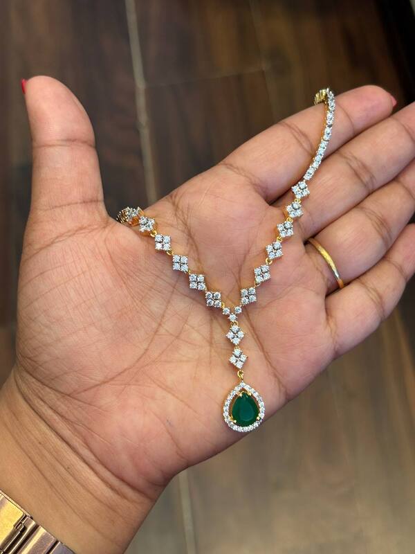 Silver adhira necklace with gold finish