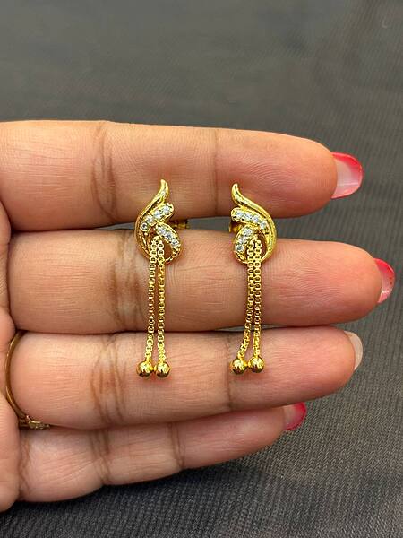 Silver agalya stud with gold finish