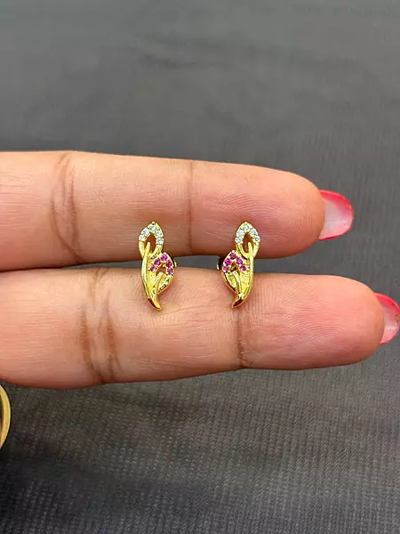 Silver double illai stud with gold finish