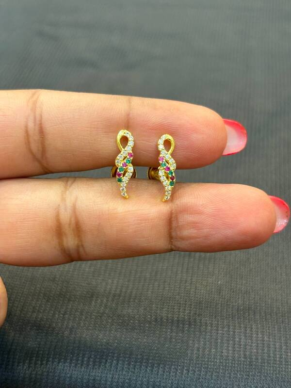 Silver multi twisted stud with gold finish