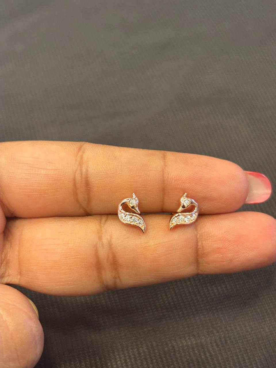 Silver miley second stud with rosegold finish