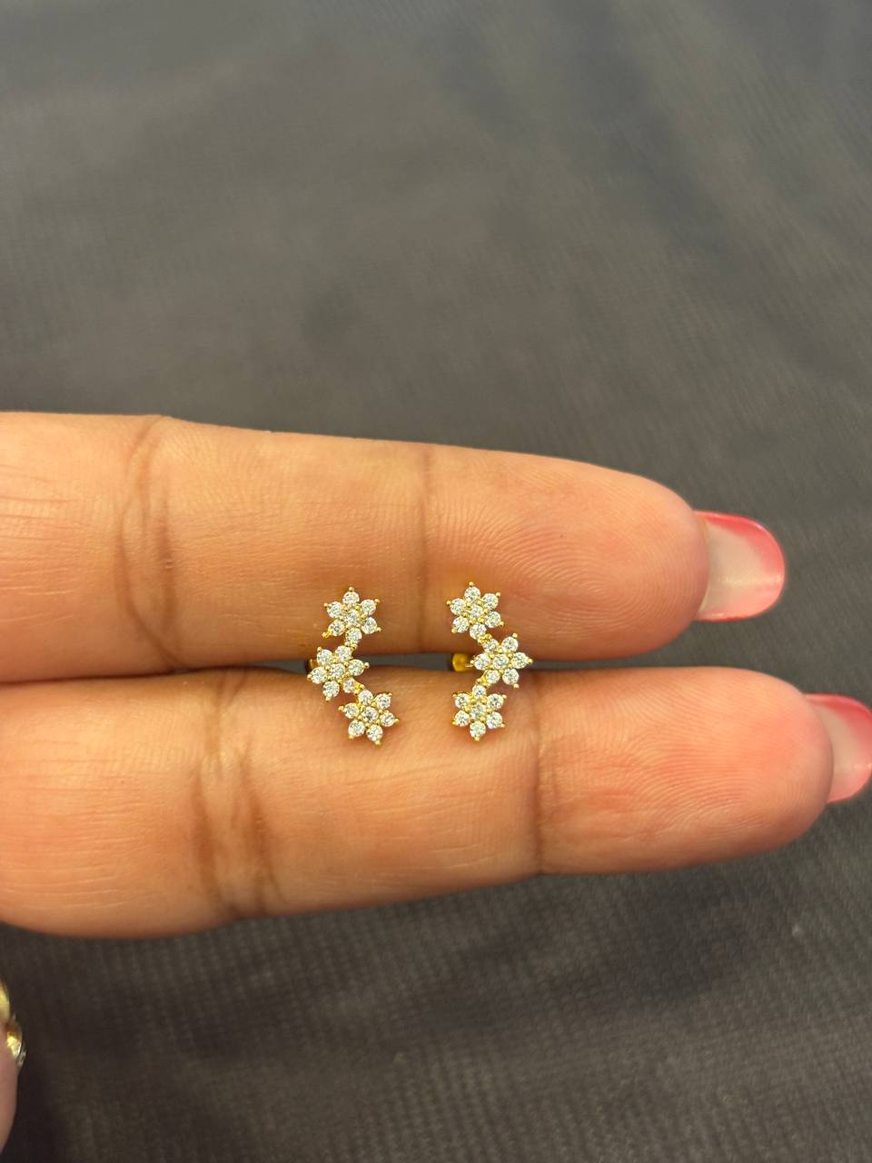 Silver lila second stud