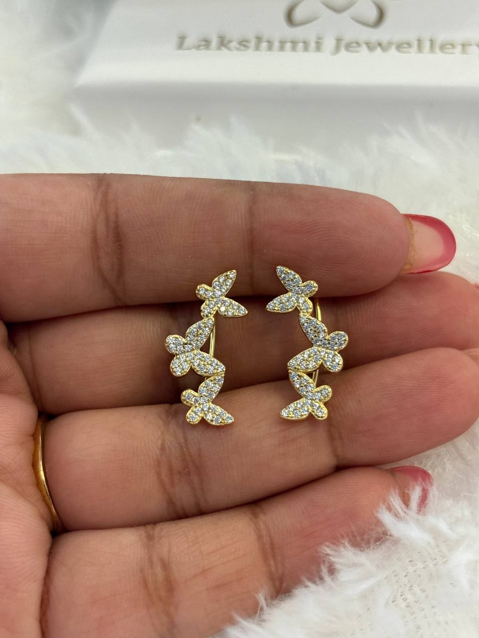 Silver athira ear cuff with rosegold finish