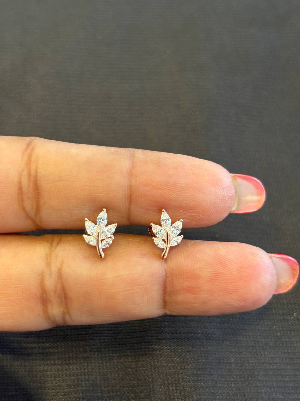 silver illai stud