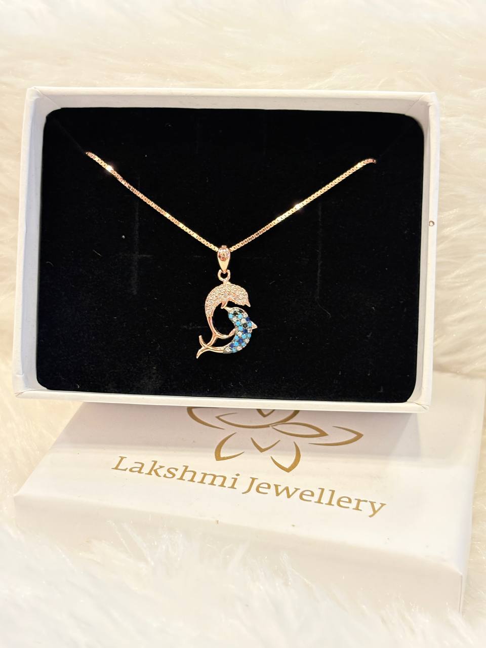 Silver dolphin with rosegold finish