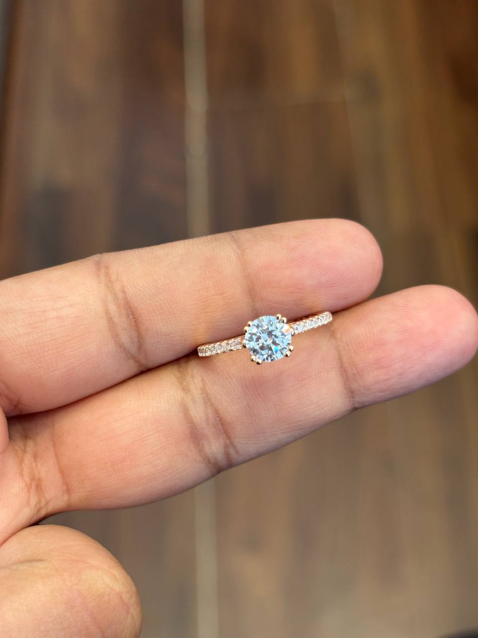 Silver nyra ring with rosegold finish