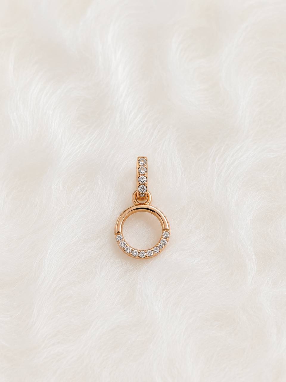 Silver hena pendant with rosegold finish