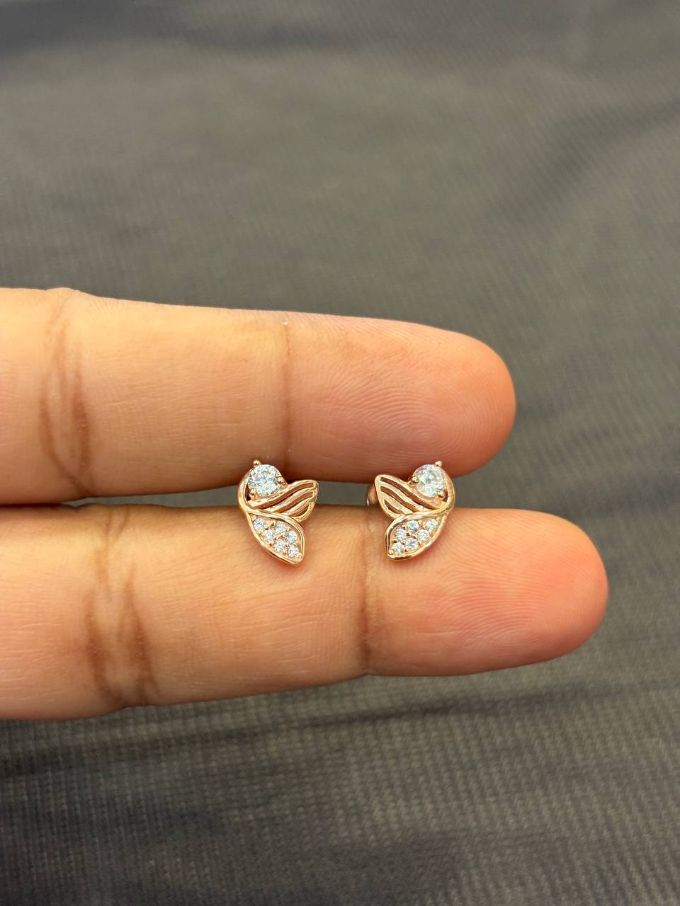 Silver wings stud with rosegold finish