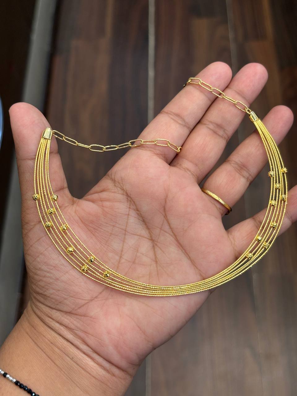 Silver riya kanti necklace with gold finish
