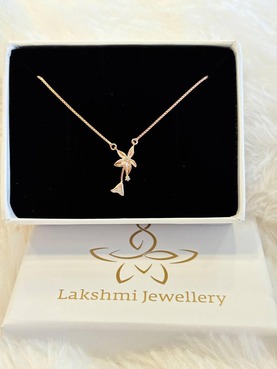 Silver imaiaya chain with rosegold finish